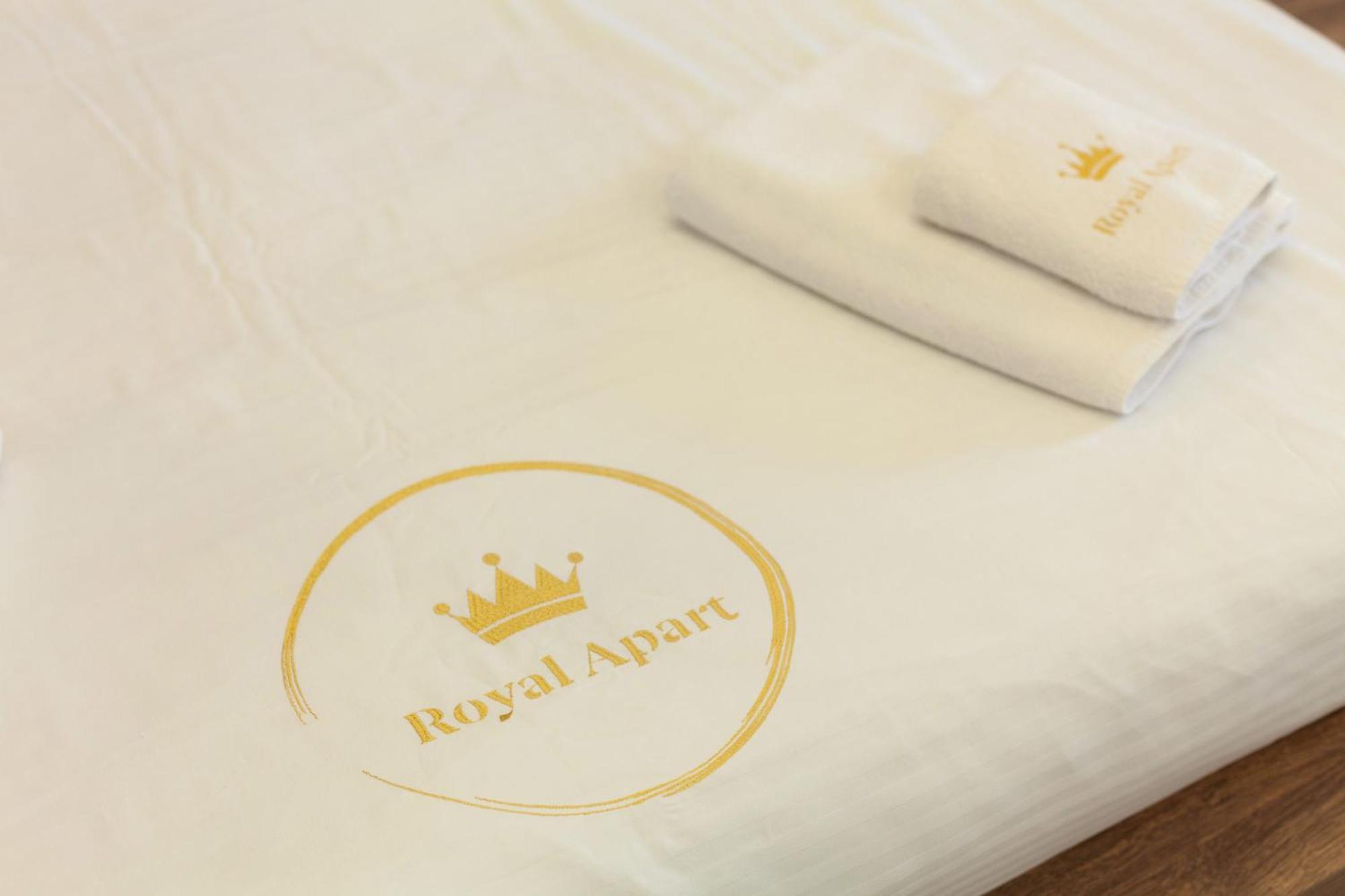 Royal On Gorodotska 33 Street * Lviv